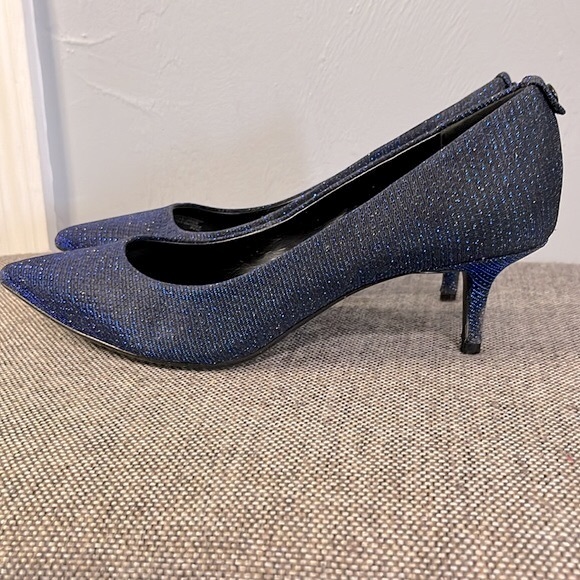 Michael Micheal Kors blue sparkly heels, size 7 1/2M - Picture 4 of 9